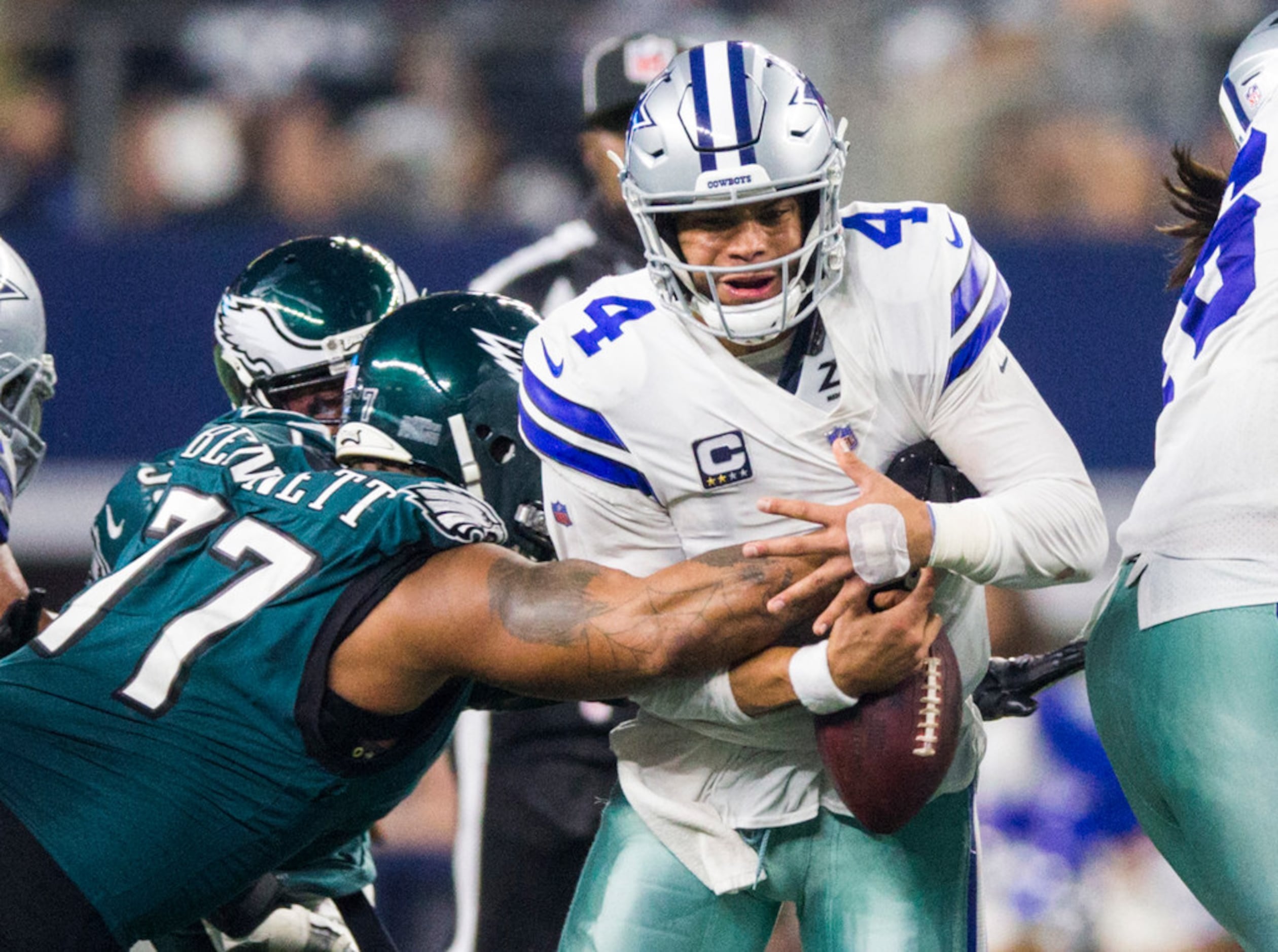 Dallas Cowboys aim to prevent Philadelphia Eagles NFC East repeat