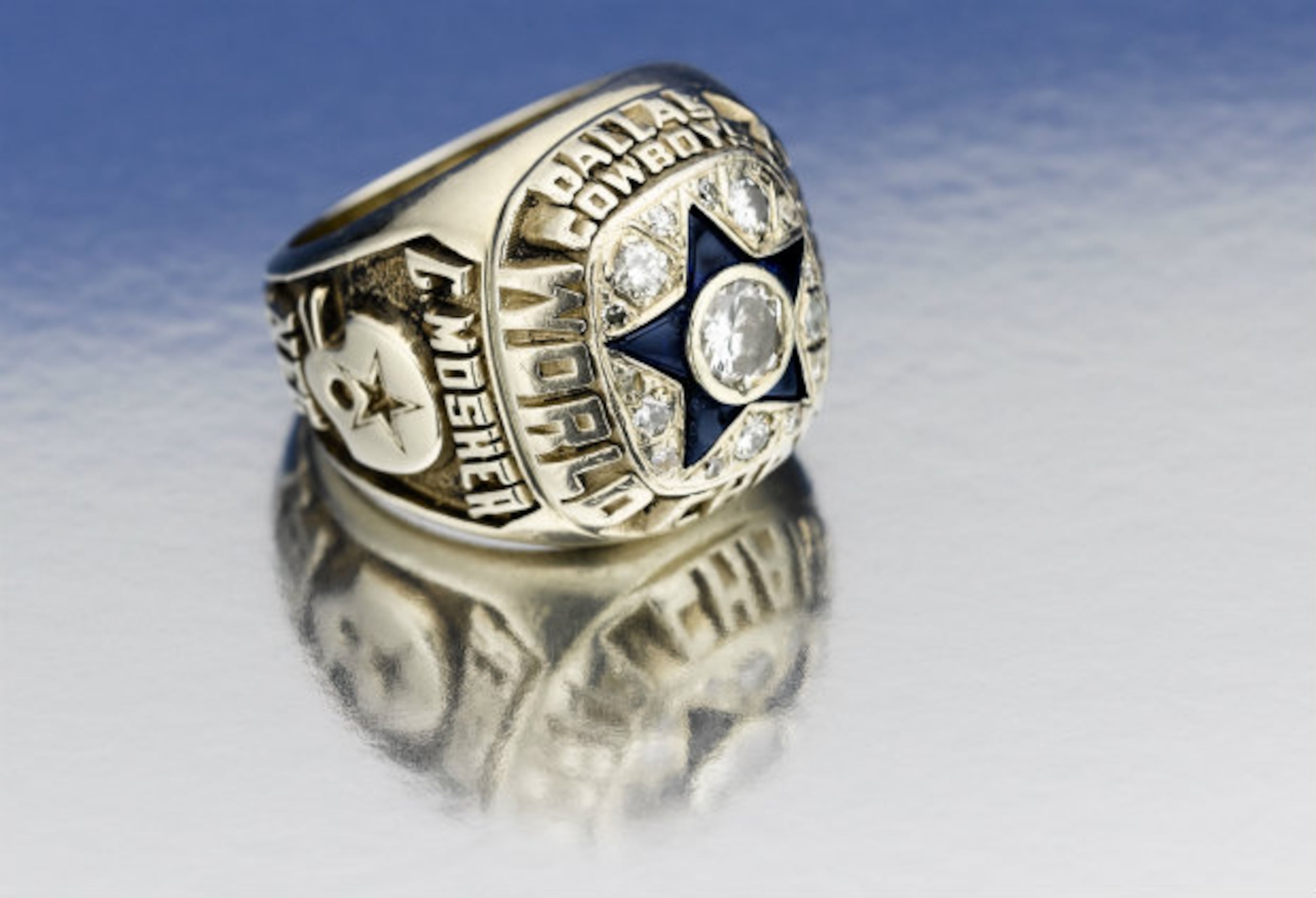 Fuzzy Thurston's Super Bowl ring will be auctioned to pay back