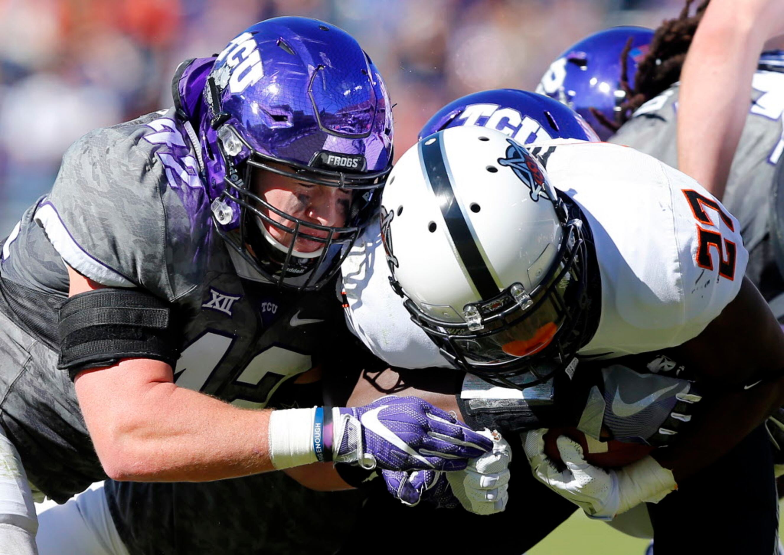 WATCH: Ex-TCU LB Ty Summers records pick-six during Green Bay