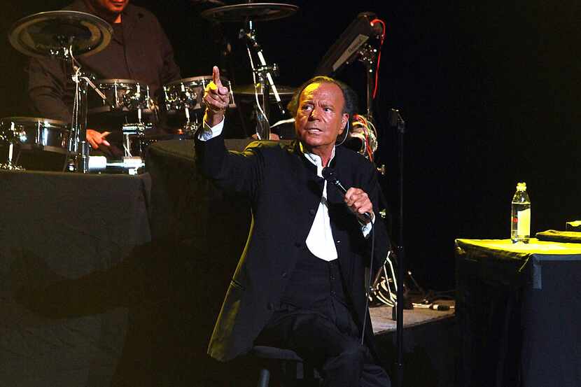 Una compositora cubana que vive en Miami demandó a Julio Iglesias por plagio por el tema ‘Me...