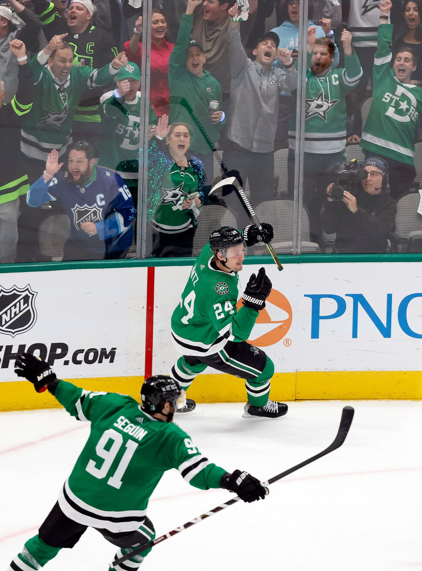 Dallas Stars center Roope Hintz (24) celebrates his second period goal against the Minnesota...