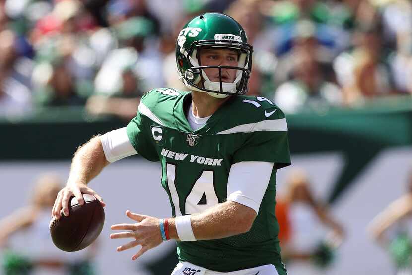 In this Sept. 8, 2019, file photo, New York Jets quarterback Sam Darnold (14) makes a pass...