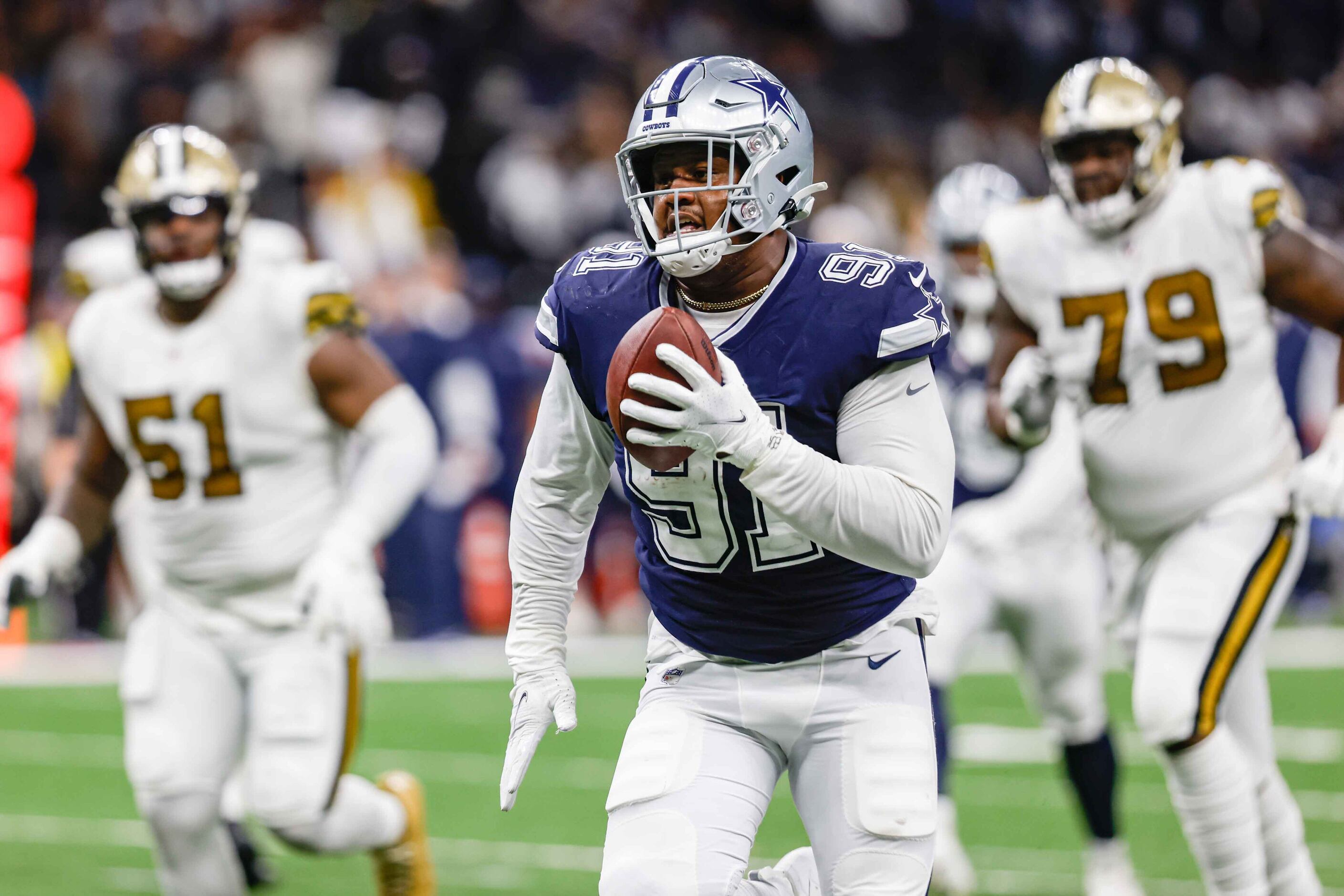 Dallas Cowboys defensive tackle Carlos Watkins (91) celebrates