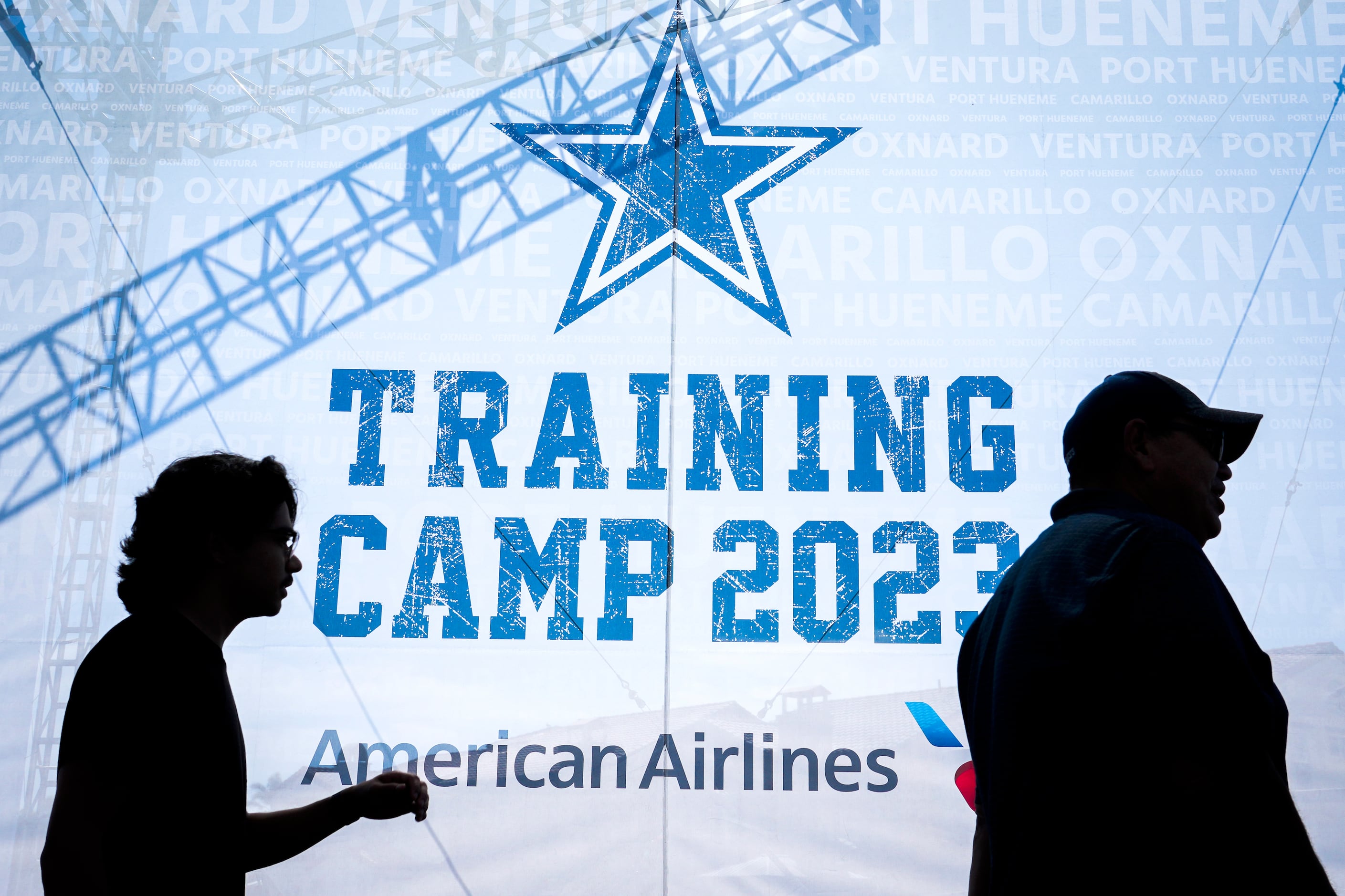 Fans watch during the Dallas Cowboys NFL football training camp Wednesday,  July 26, 2023, in Oxnard, Calif. (AP Photo/Mark J. Terrill Stock Photo -  Alamy