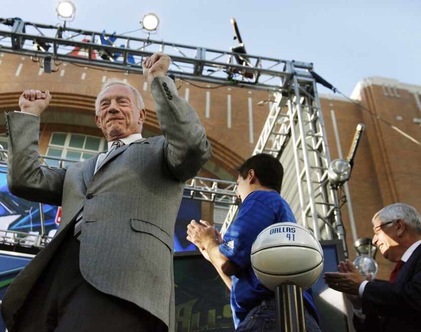 Taken 10/30/2008 -- Announcement of 2010 NBA All-Star Game to be held at the new Dallas...