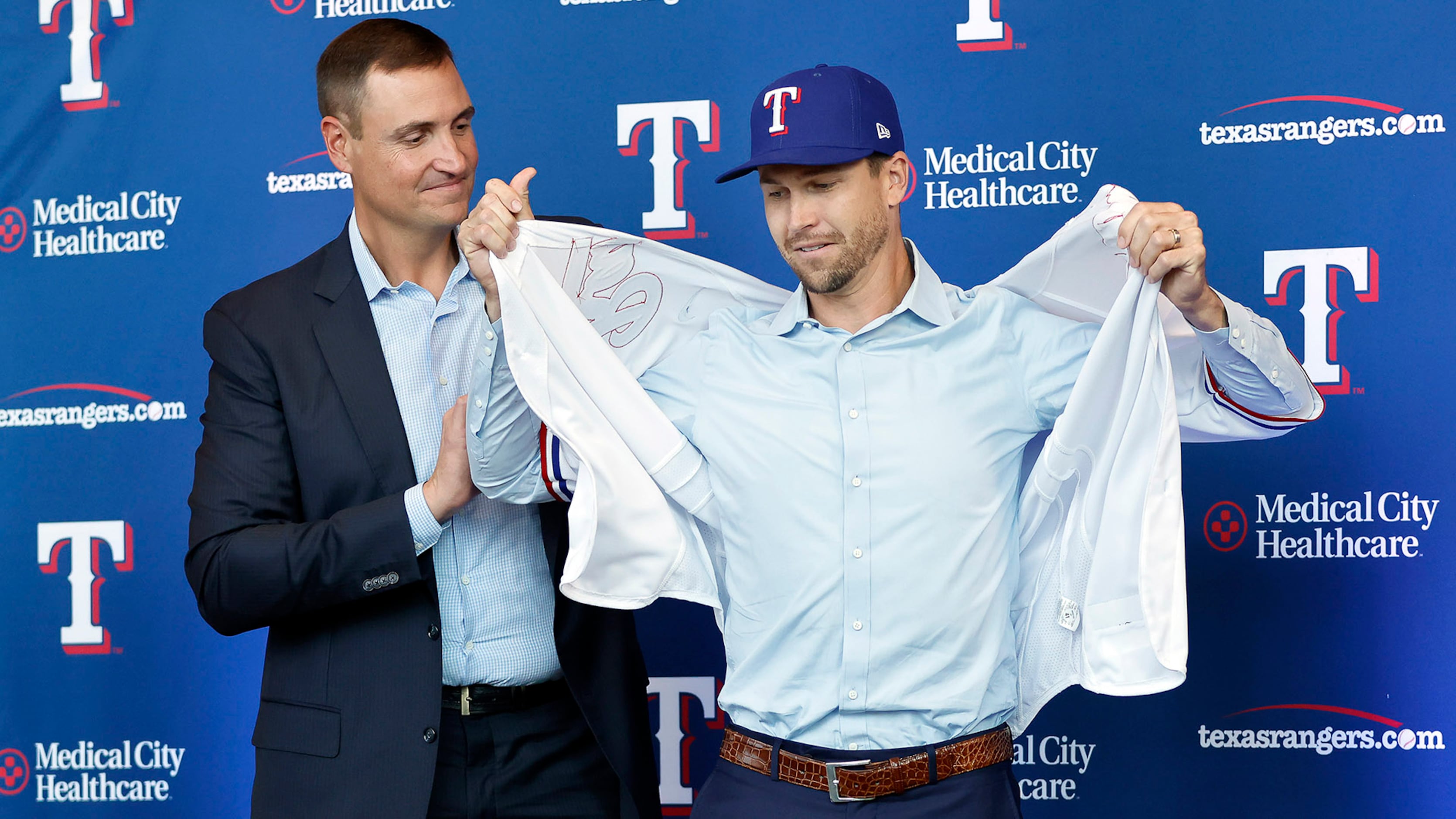 Raising the bar: Jacob deGrom was sold on Rangers' vision of winning a  World Series