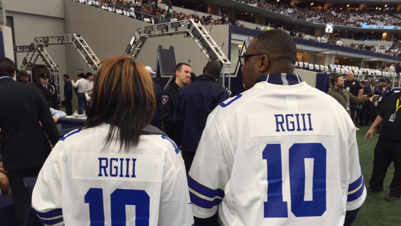 Wishful thinking? 2 Dallas fans wear Robert Griffin III Cowboys jerseys