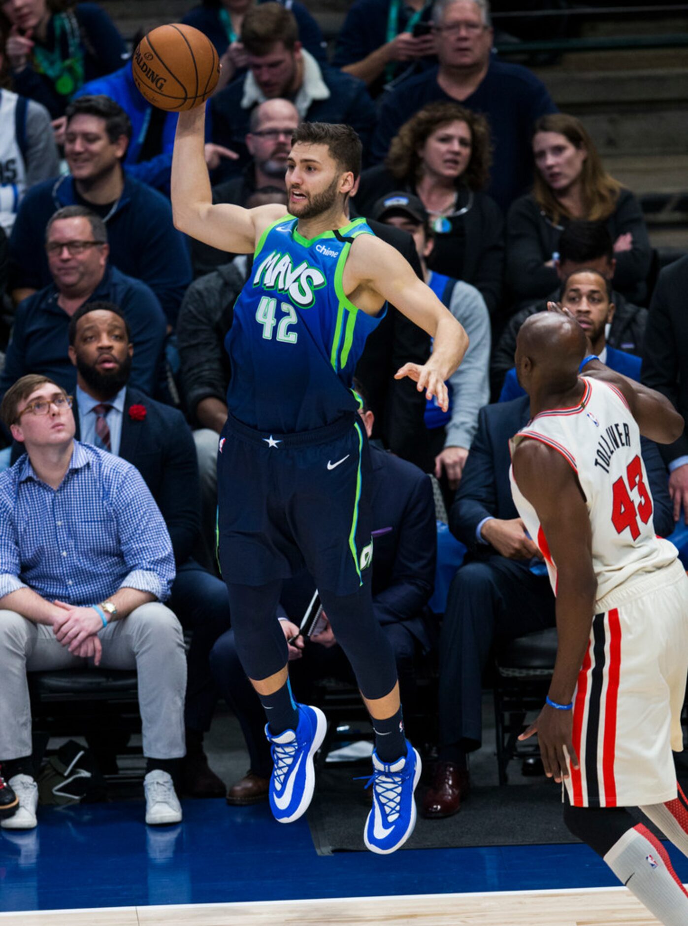 Dallas Mavericks forward Maxi Kleber (42) jumps for a pass during the fourth quarter of an...