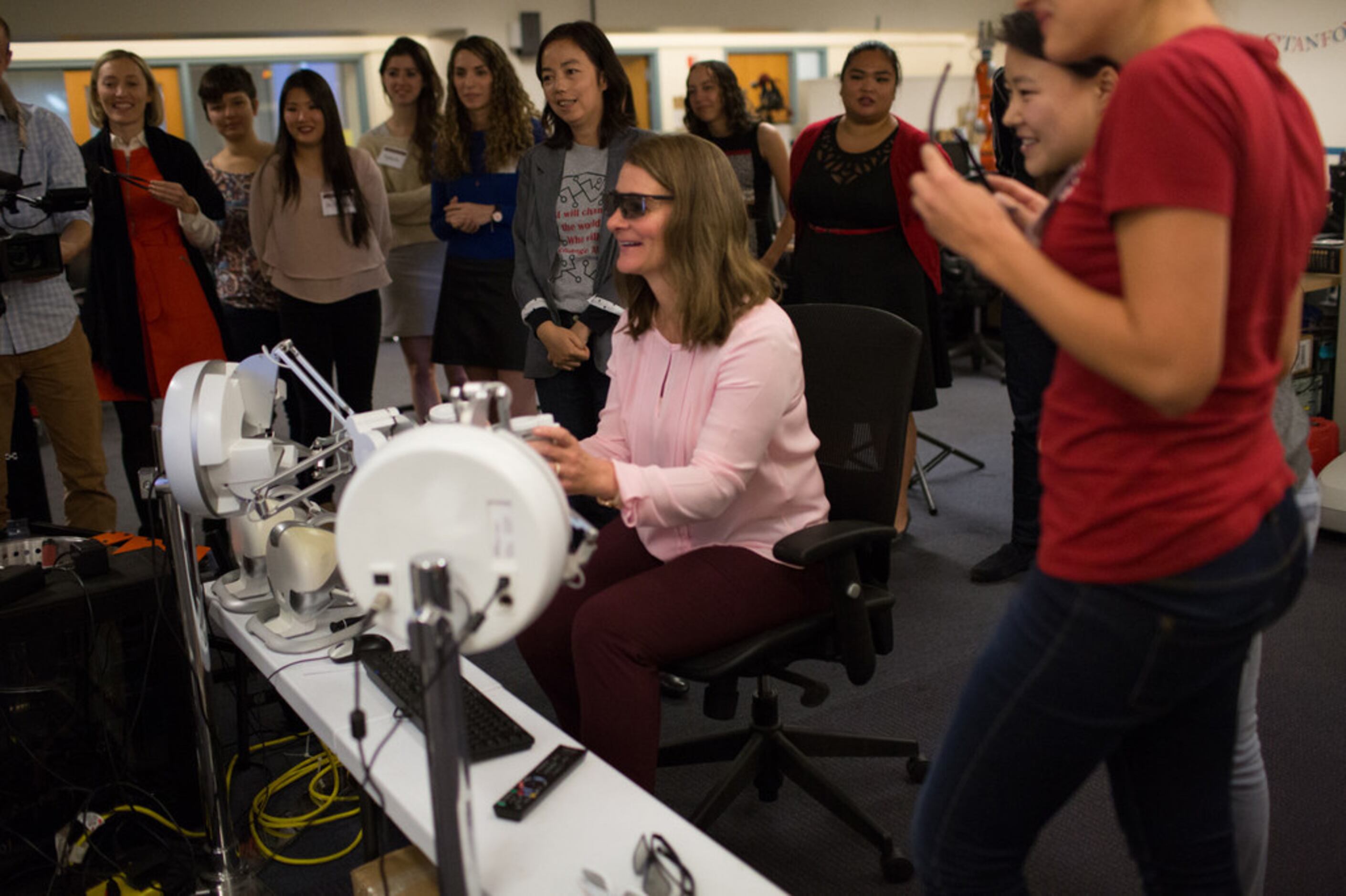 Melinda Gates with students at the Stanford AI Lab_Credit Gates Archive