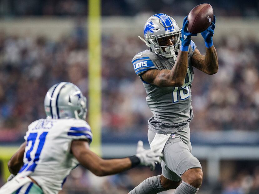 Detroit Lions wide receiver Kenny Golladay (19) catches a pass near Dallas Cowboys...