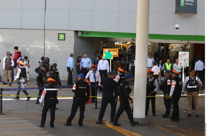 Un tiroteo se desató en la puerta de la Terminal 1 del Aeropuerto Internacional de la Ciudad...