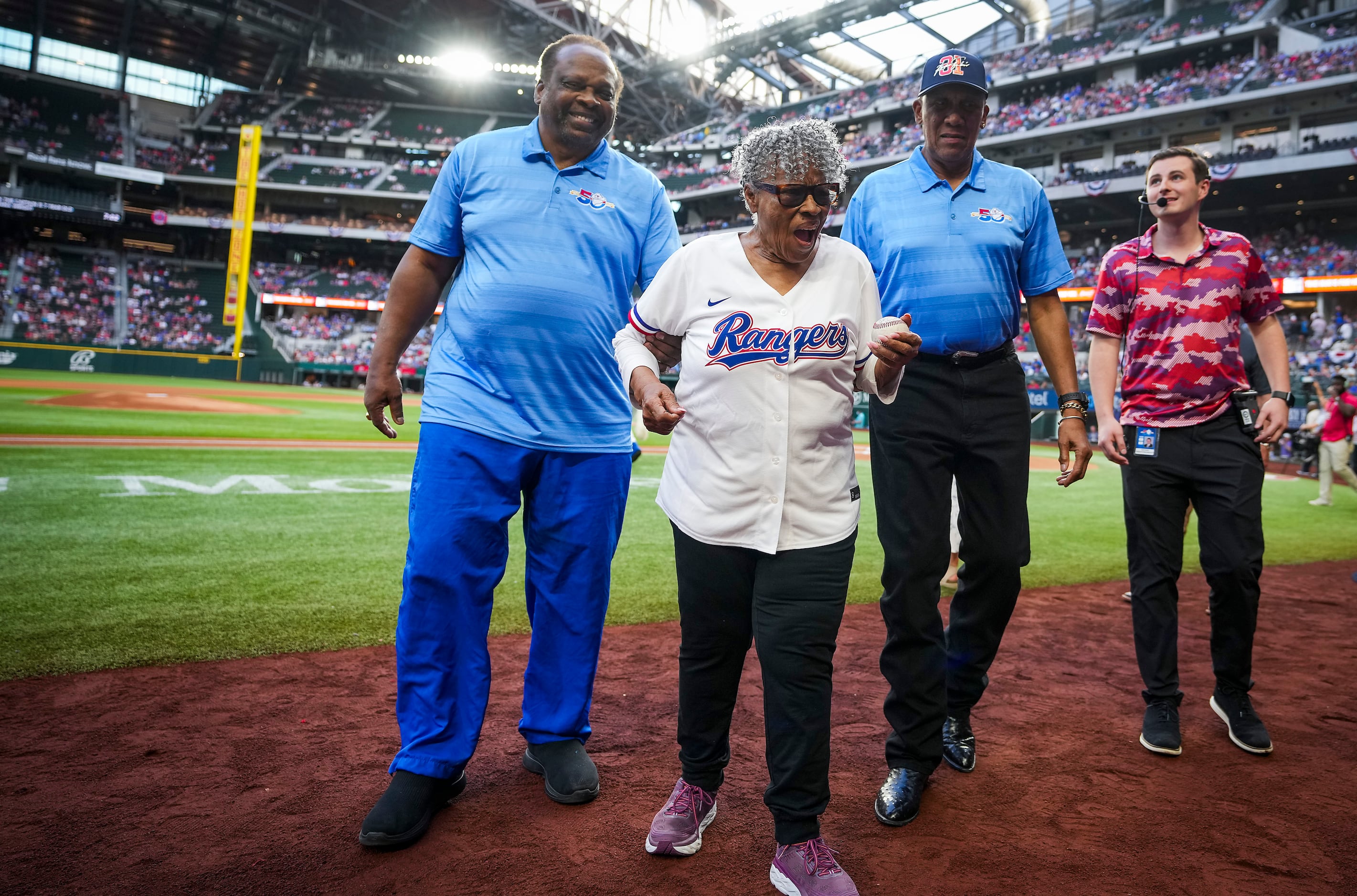 Opal Lee throws first pitch at Texas Rangers game