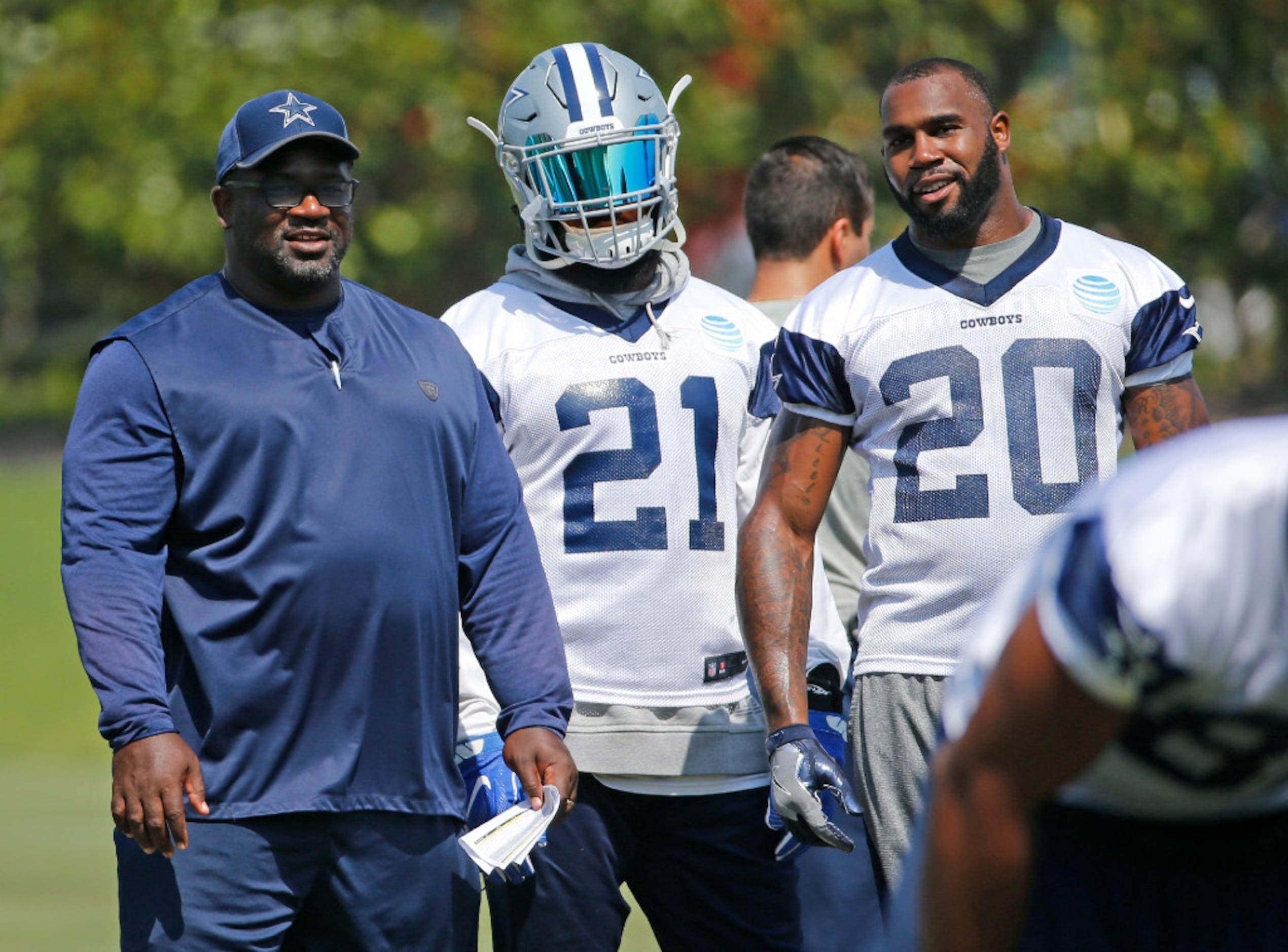 Source: Cowboys release RB Alfred Morris to make room for Ezekiel Elliott