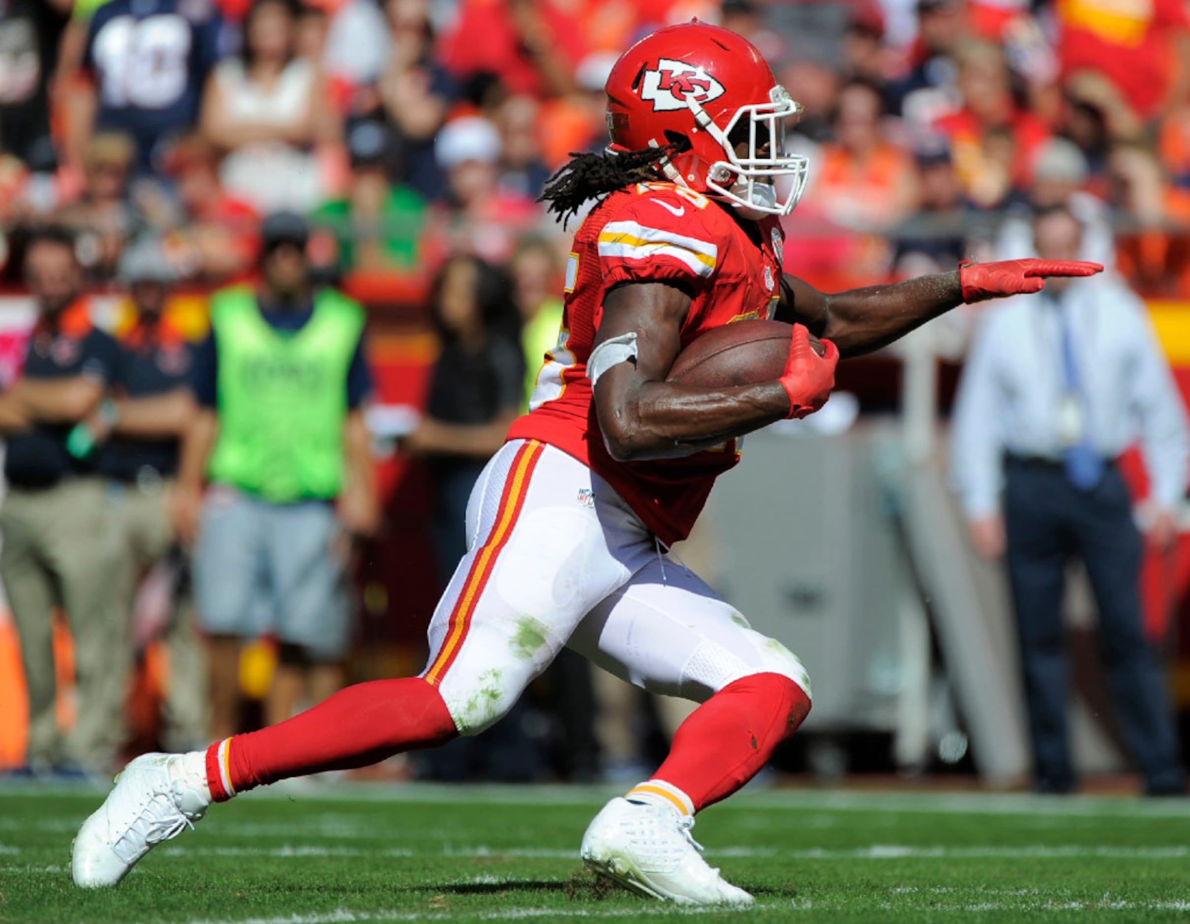 Fantasy football projections, Week 15: Chiefs vs. Raiders featuring Alex  Smith, Jamaal Charles and Rashad Jennings 