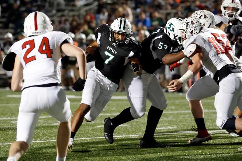 Mesquite Poteet's Seth McGowan (7) takes the football into the end zone for a touchdown...