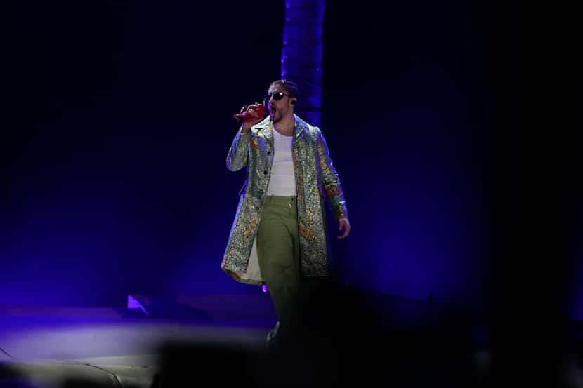 Bad Bunny durante su concierto en el Estadio Azteca, en la Ciudad de México el viernes 9 de...