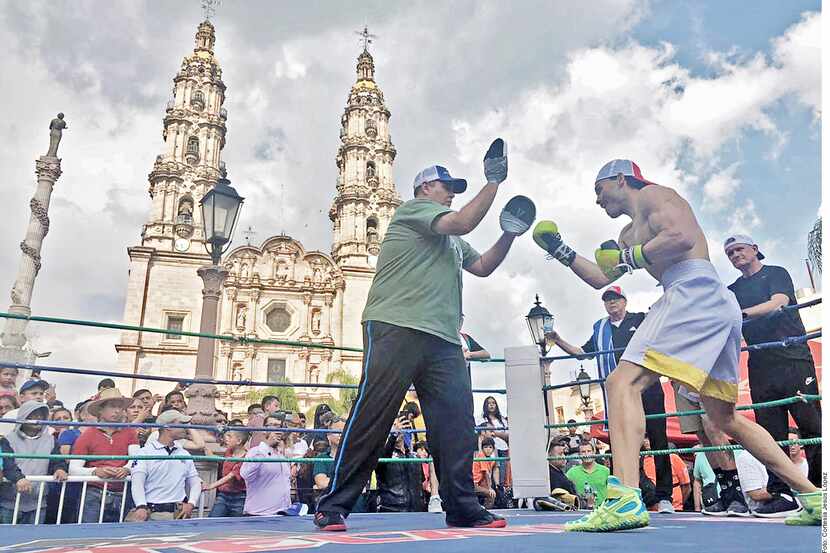 Julio César Chávez Jr. peleó en San Juan de los Lagos, Jalisco.