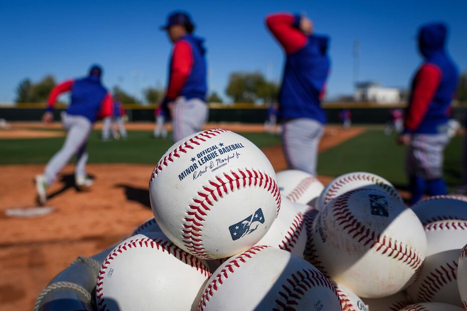 2023 MLB mock drafts: Experts say toss-up between two players for Rangers  at No. 4