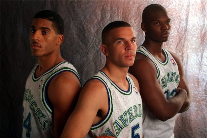 Shot 10/17/95 -- Dallas Mavericks Jim Jackson (left), Jason Kidd (center) and Jamal Mashburn...