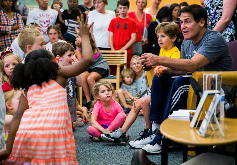  Mark Cuban, owner of the Dallas Mavericks and star of ABC's 