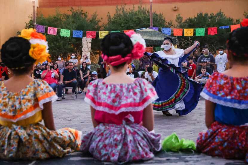 Ballet Folklorico Hispano de Dallas performs during the Canto y Grito event as part of the...