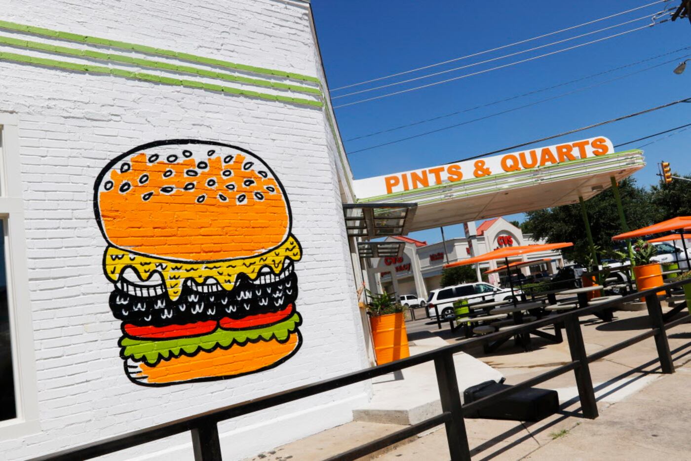 Pints & Quarts, a new restaurant in Dallas located at Ross Ave. and Greenville Ave opened on...