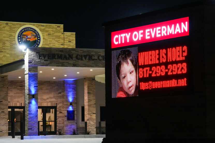 A sign seeks information about Noel Rodriguez-Alvarez at the Everman Civic Center.