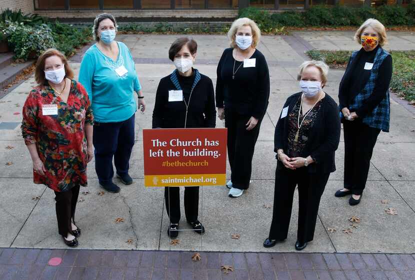 From left to right, Shannon Callewart, Cissy Humphrey, Paula Calise, Sandra Hughes, LaRee...