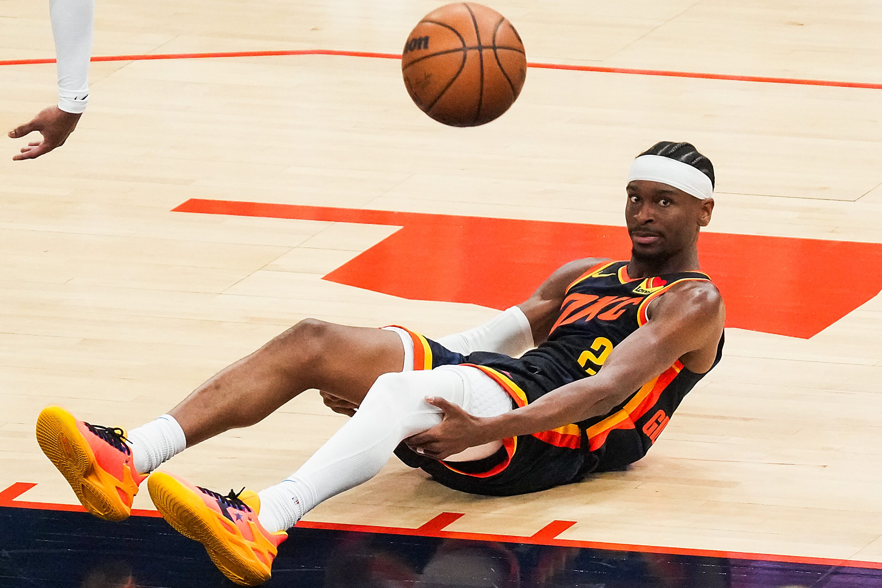 Oklahoma City Thunder guard Shai Gilgeous-Alexander (2) watches the ball after taking a...