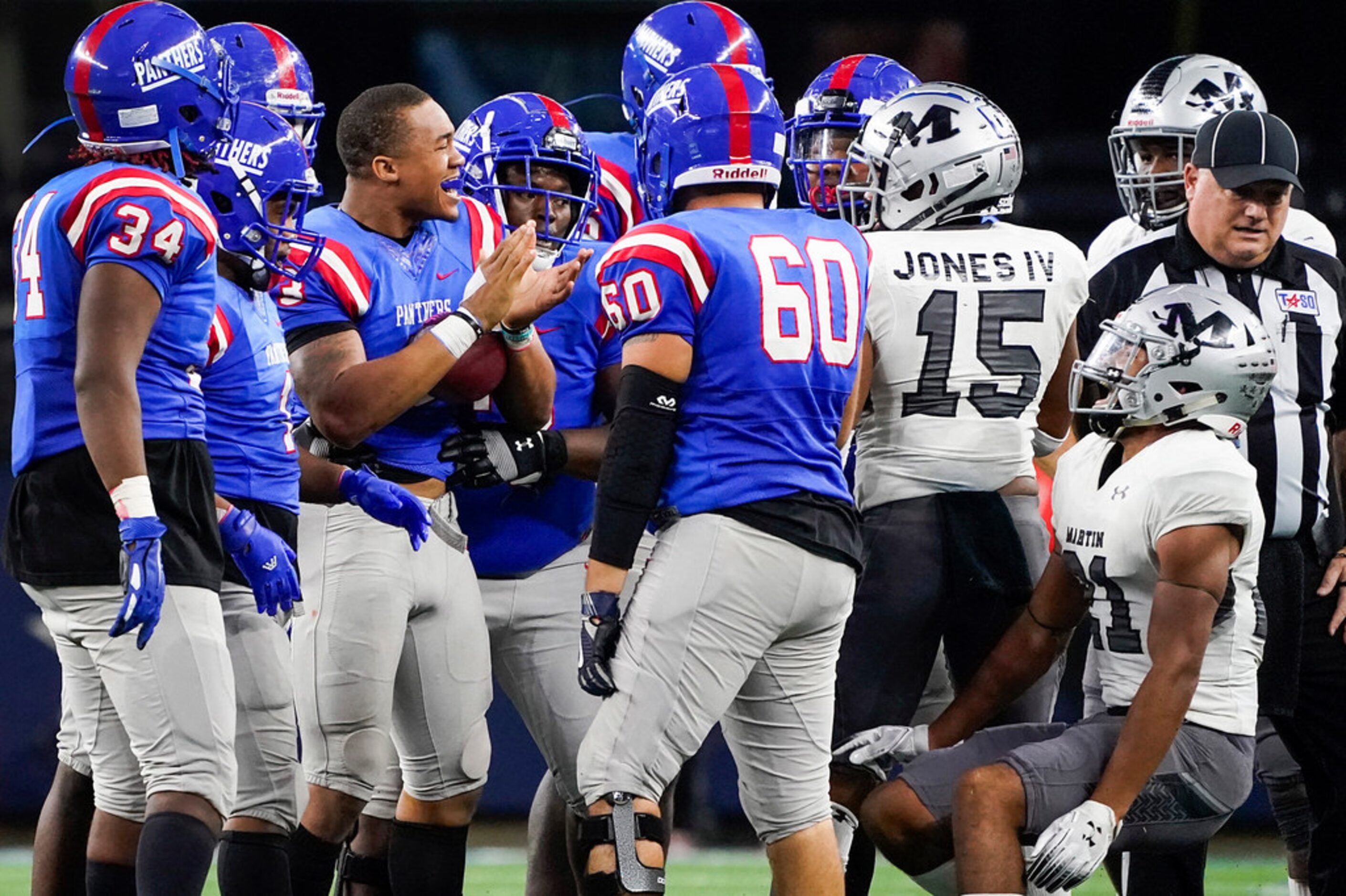 Duncanville quarterback JaÃQuinden Jackson (3)  celebrates after picking up a first down,...