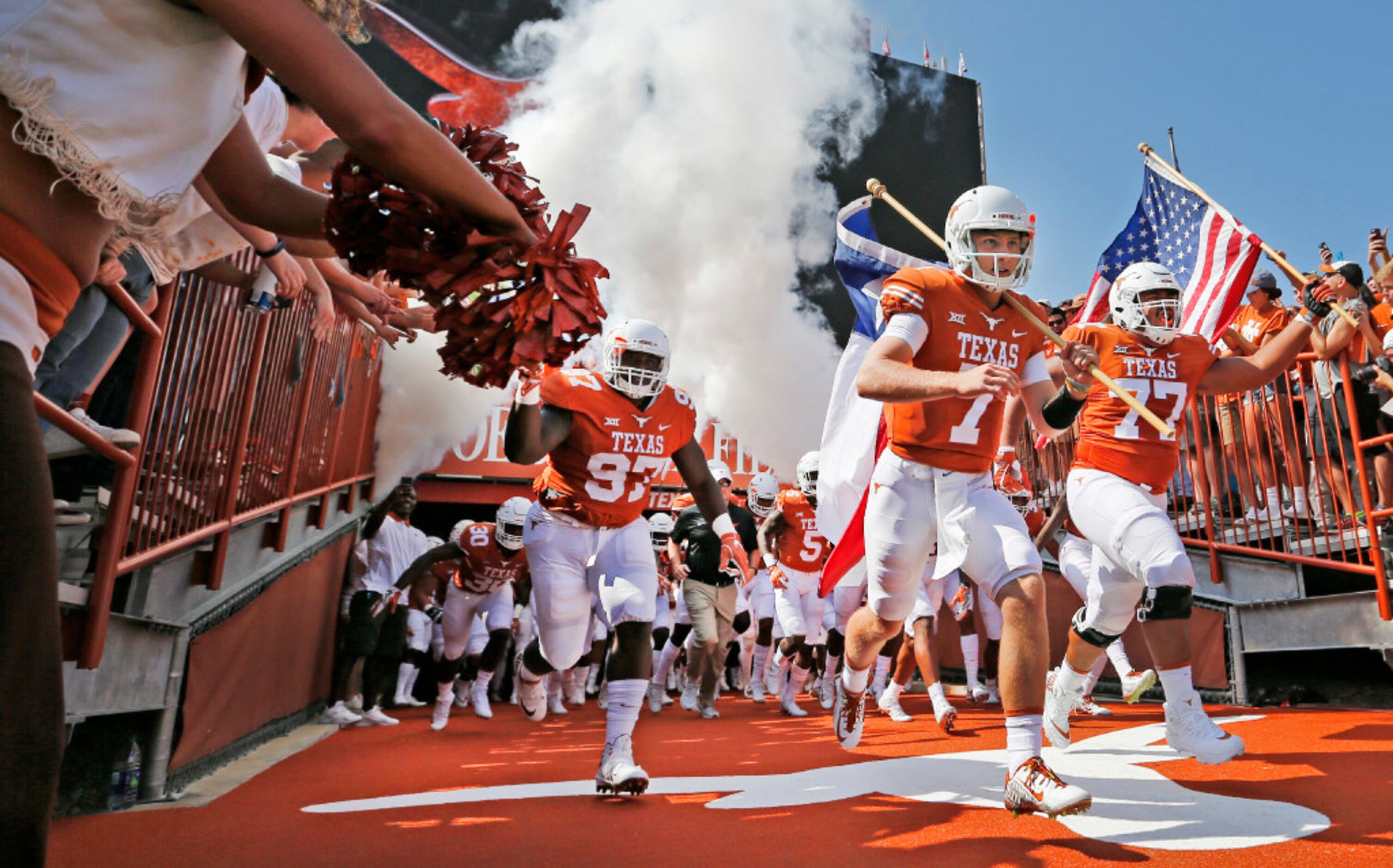 Texas Football: ESPN commentator says Buechele is best QB in Texas