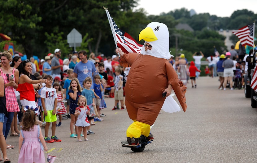 Jeremy Duggins entertained folks at the Lake Highlands neighborhood parade as a...