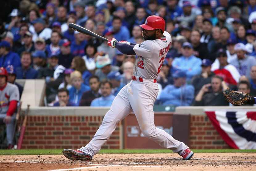 CHICAGO, IL - OCTOBER 13:  Jason Heyward #22 of the St. Louis Cardinals hits a single in the...