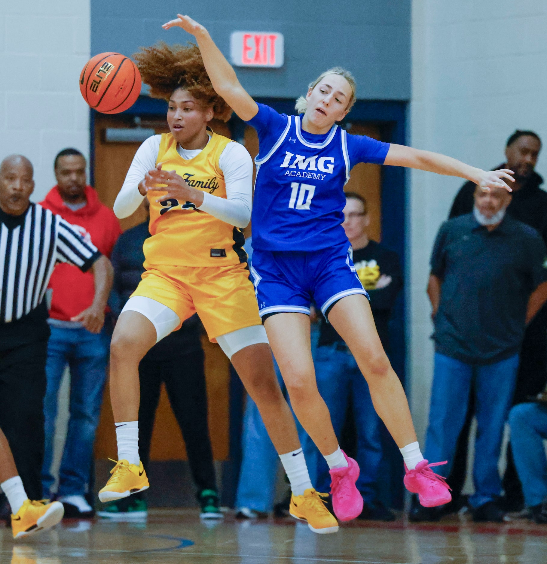 IMG Academy’s Georgia Pauli  (right) blocks a pass intended for Oak Cliff Faith Family...