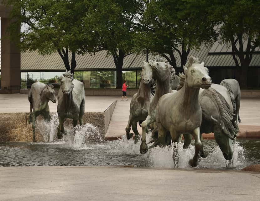 Irving's iconic mustang statues.