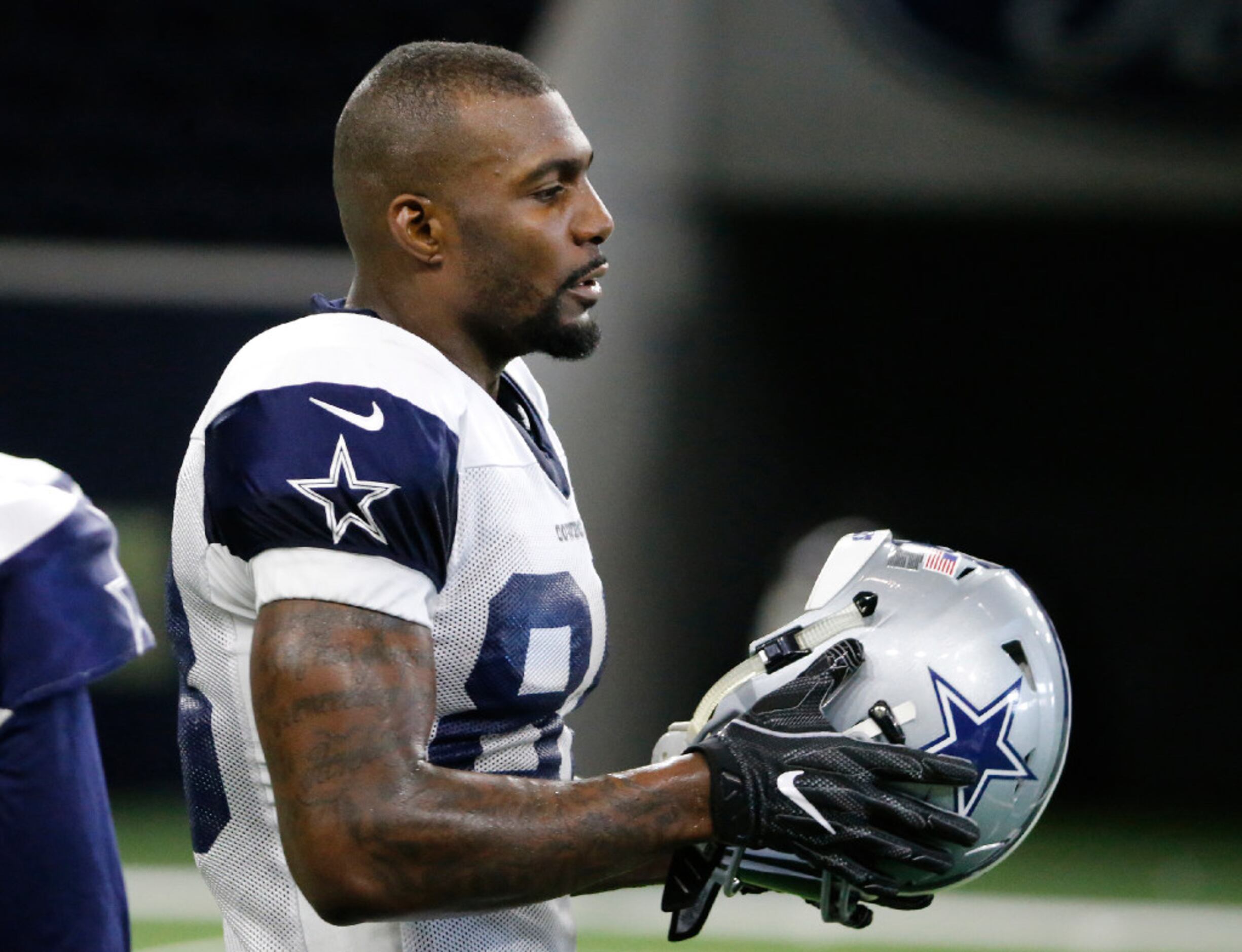 10 things you might not know about Dez Bryant, including his upbringing and  the infamous combine question