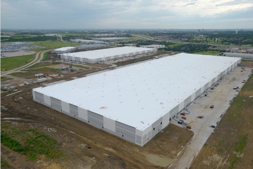 Uline is moving into the Passport Park industrial park in Irving.