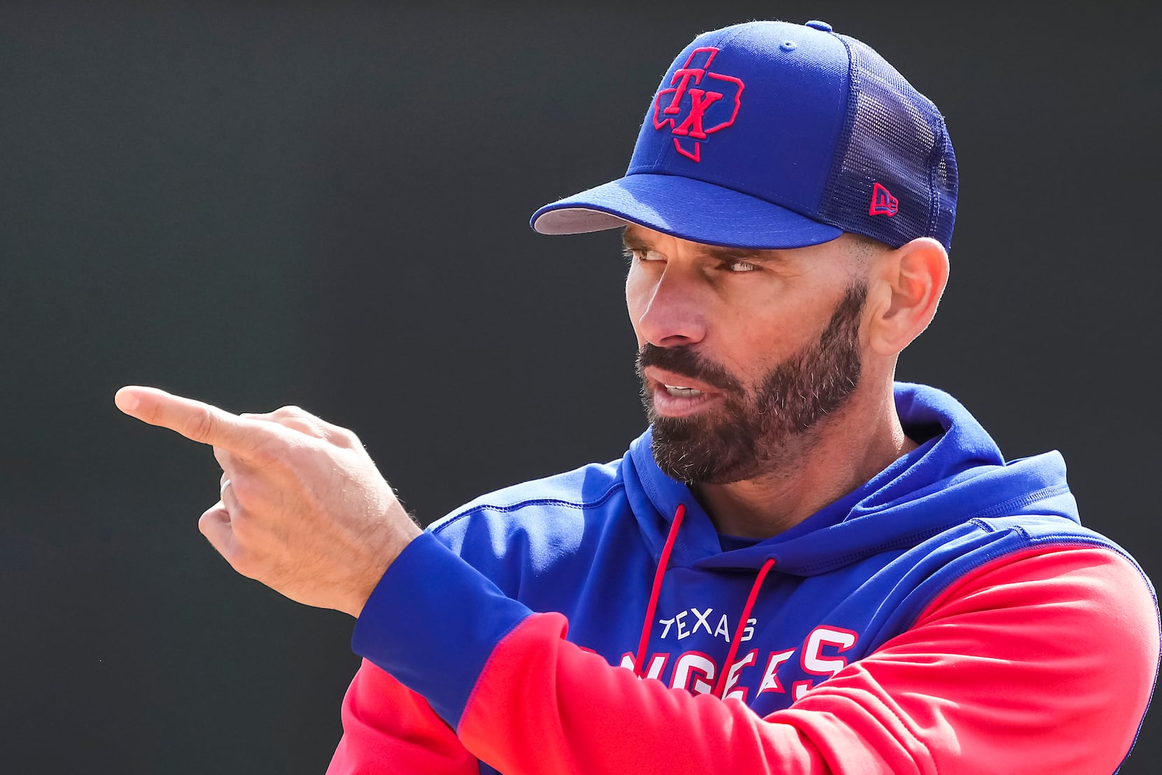 Rangers 1B Nathaniel Lowe discusses team's revamped rotation, mentality  heading into 2023