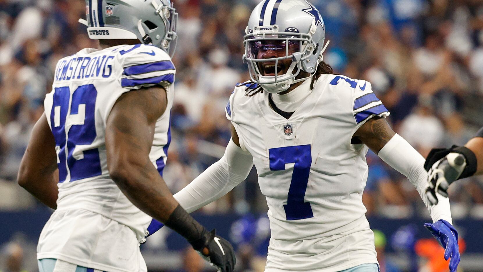 Cowboys sign CB Trevon Diggs to five-year, $97 million contract