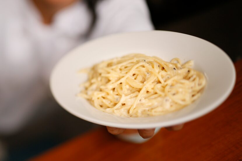 Cacio e Pepe from Lucia 