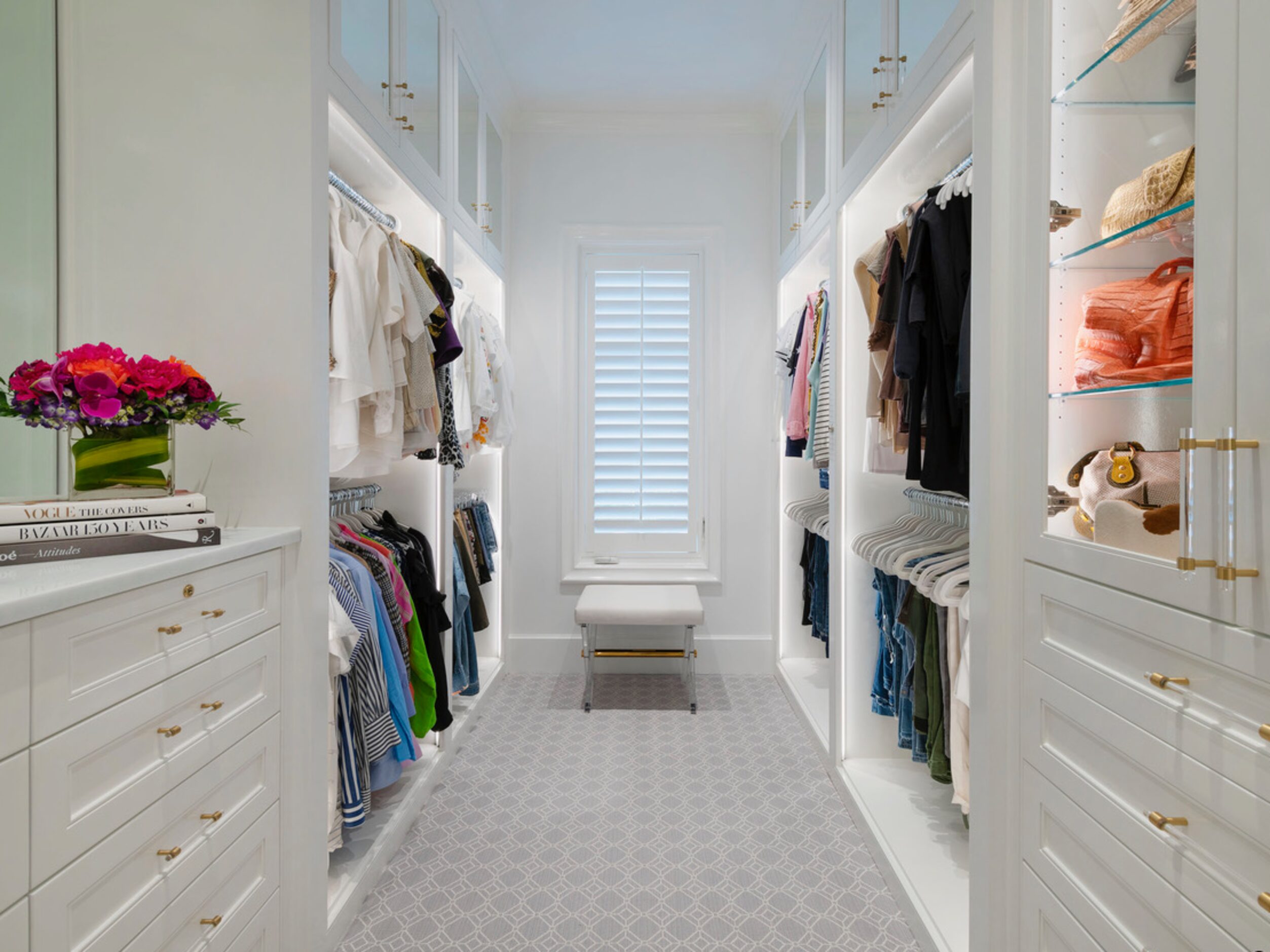 Narrow closet