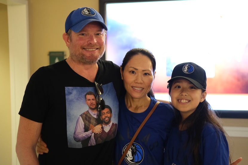 Trevor Dacey (left), his girlfriend, Ryoko Moreno, and her daughter, Mia Moreno, pose for a...