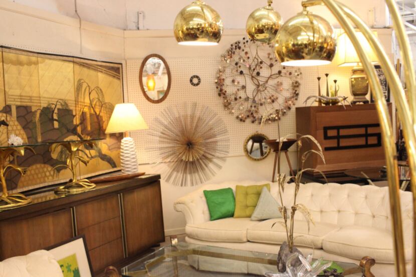 10) VINTAGE SHOPS -- Dallas boasts a plethora of shops where you can find that fabulously...