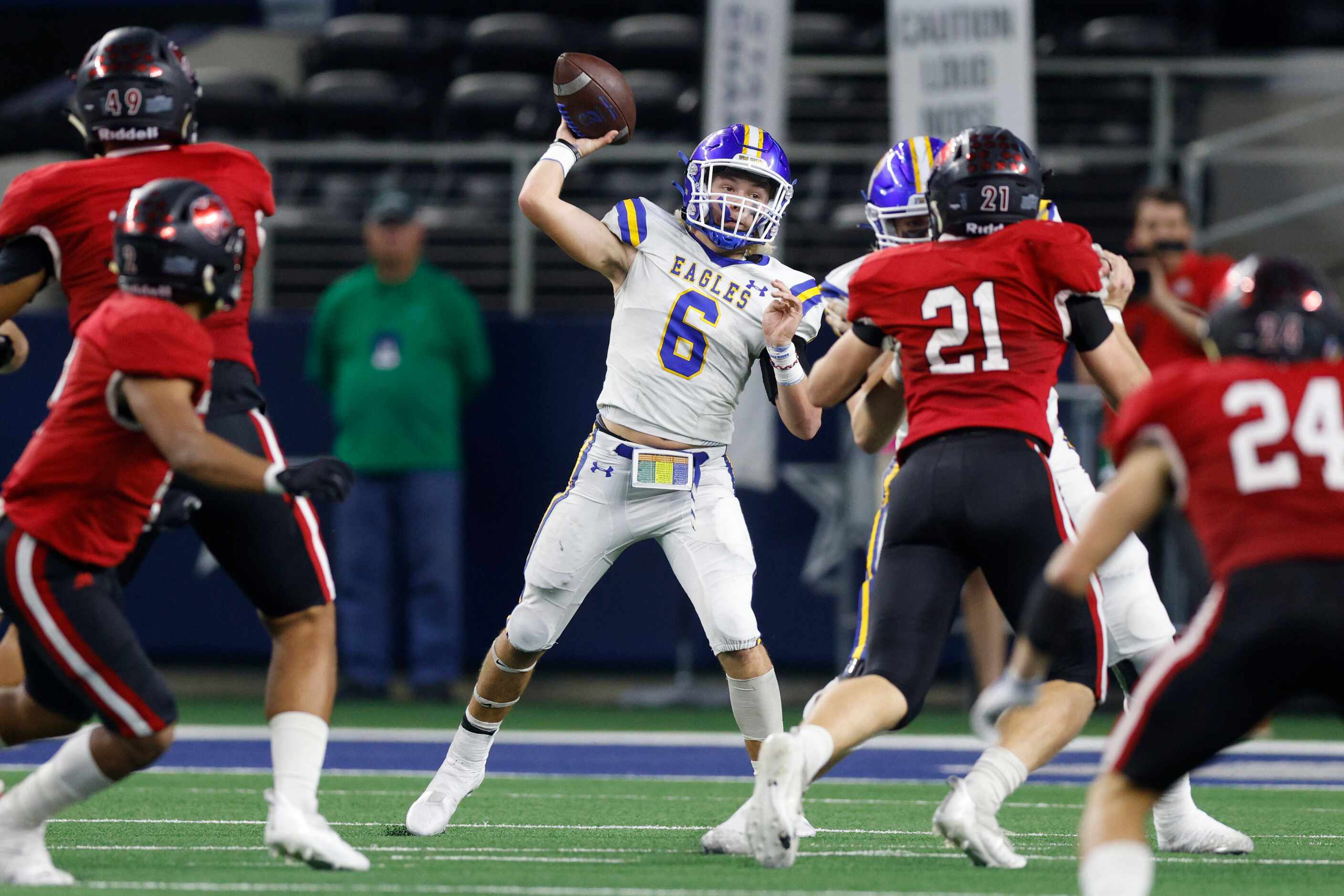 Brock quarterback Tyler Moody (6) throws a pass during the fourth quarter of the Class 3A...