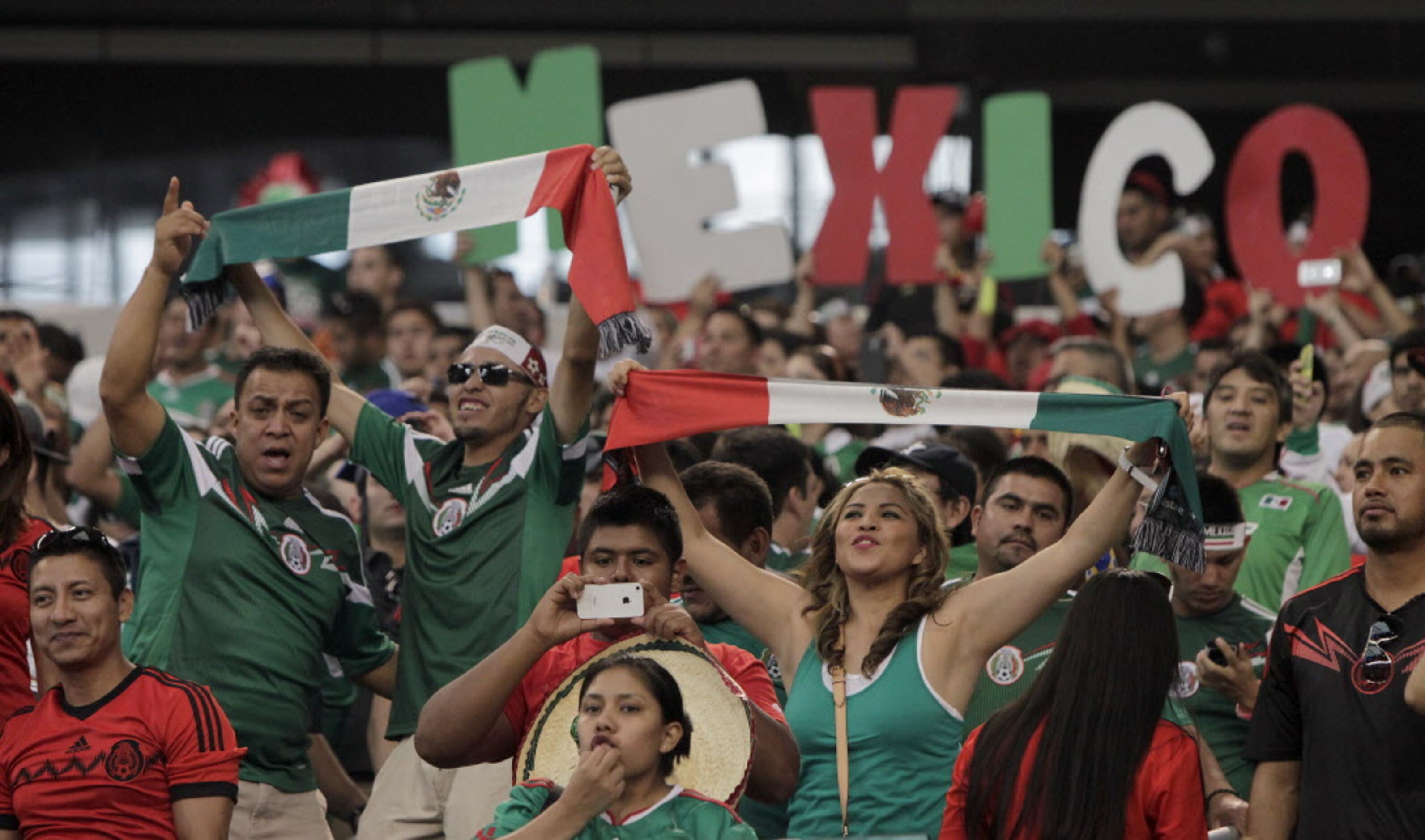 Raiders sign first Mexico-based commercial partner