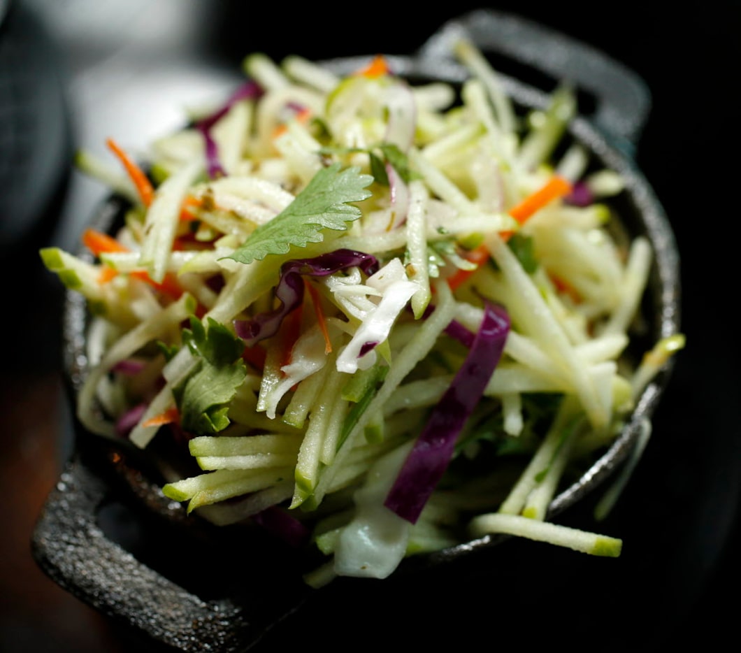 Green apple-chayote slaw 