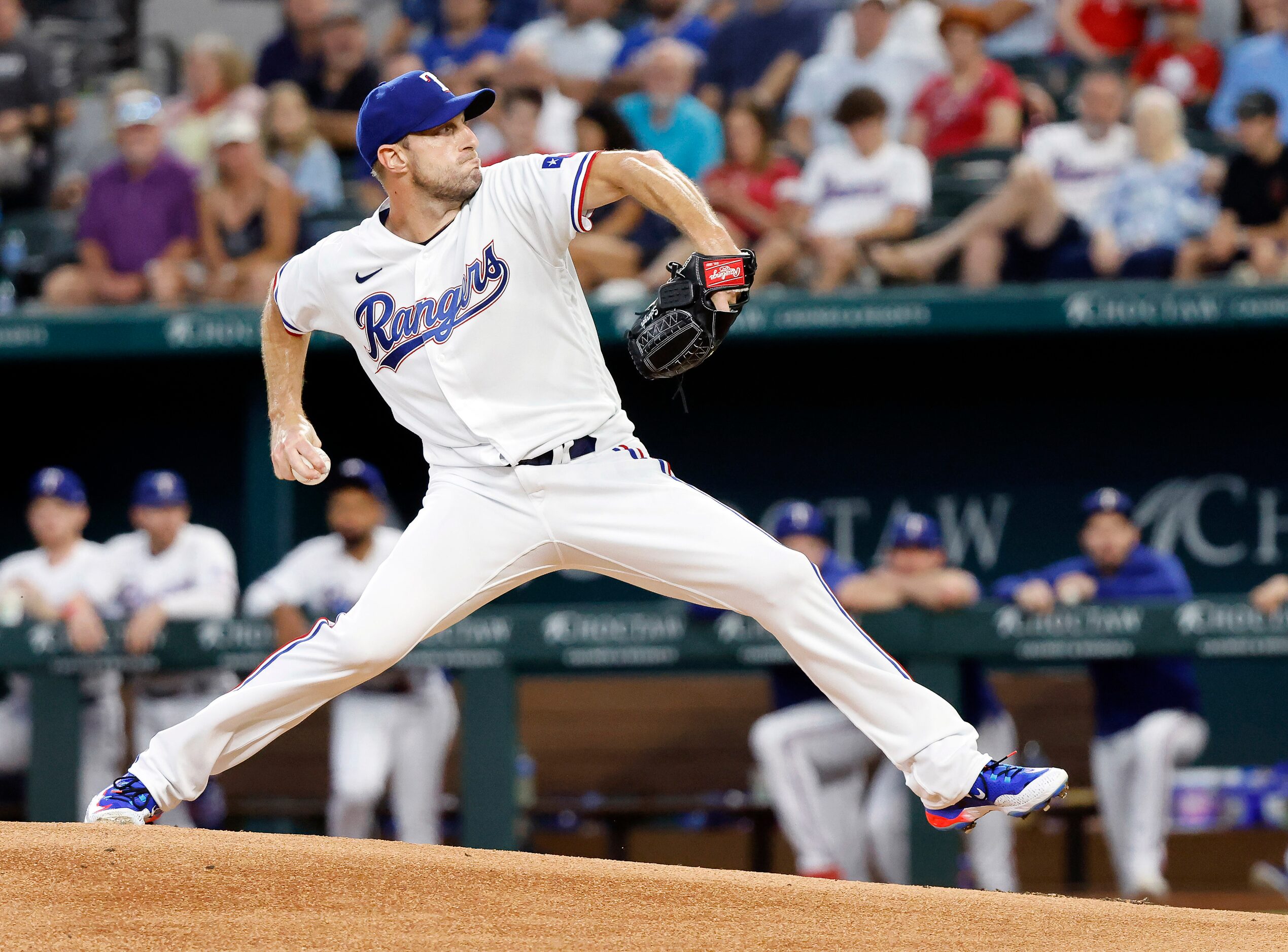 Texas Rangers starting pitcher Max Scherzer (31) throws against the Chicago White Sox during...