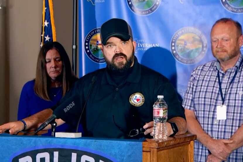 Everman police chief Craig Spencer speaks at a news conference about Noel Rodriguez-Alvarez,...