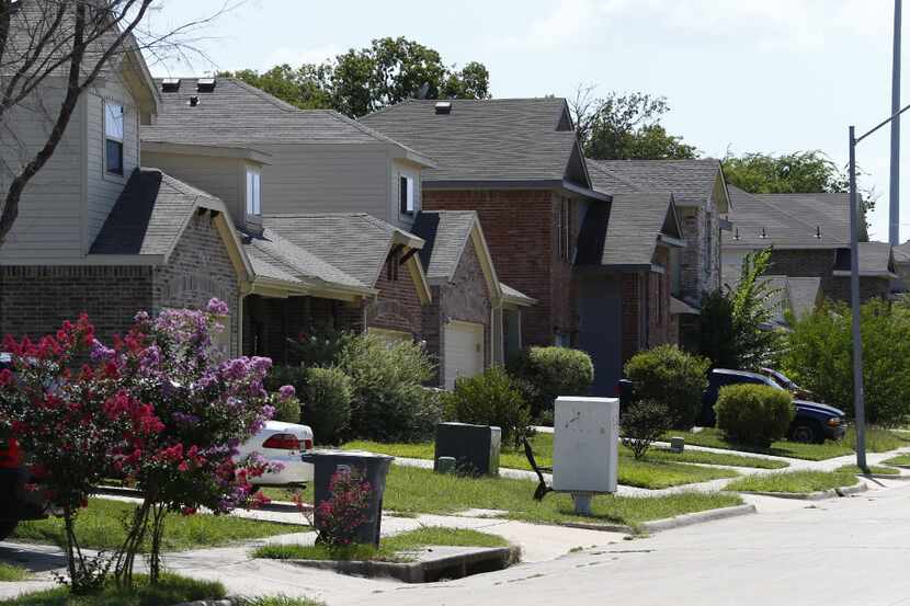 Several houses on Cliff Heights Circle in the Thornton Heights neighborhood of southeast Oak...