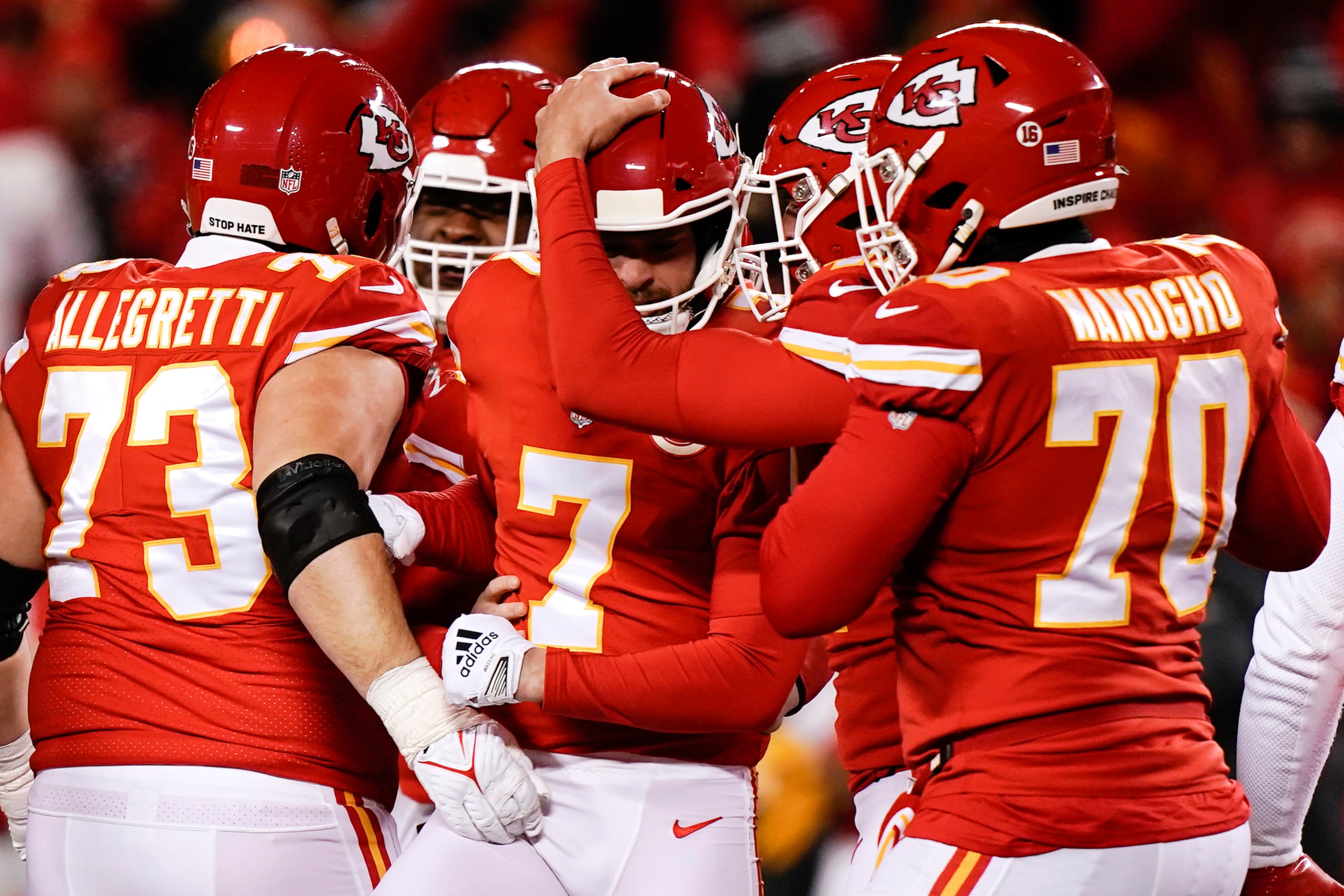 Patrick Mahomes leads Chiefs to thrilling victory over Eagles in